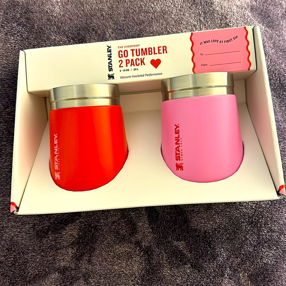 BNWT Stanley 2 pack Valentine's tumbler set